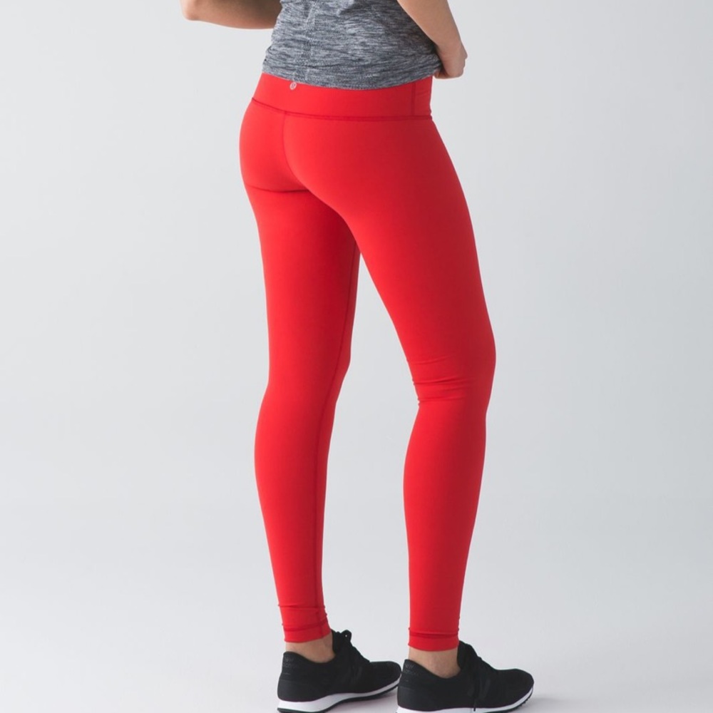 Lululemon Red Wunder Under Leggings size 4